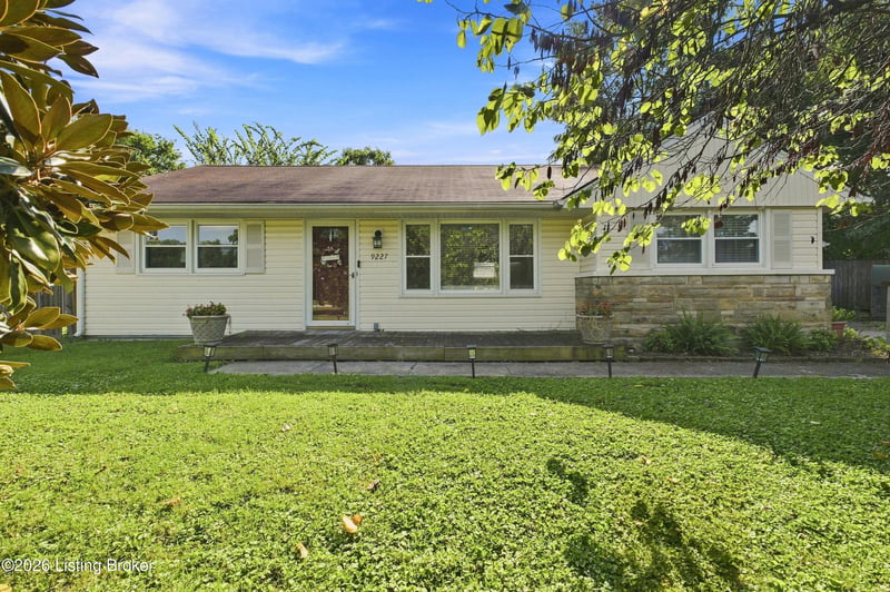 9227 Omar Khayyam Blvd, Louisville, KY 40272