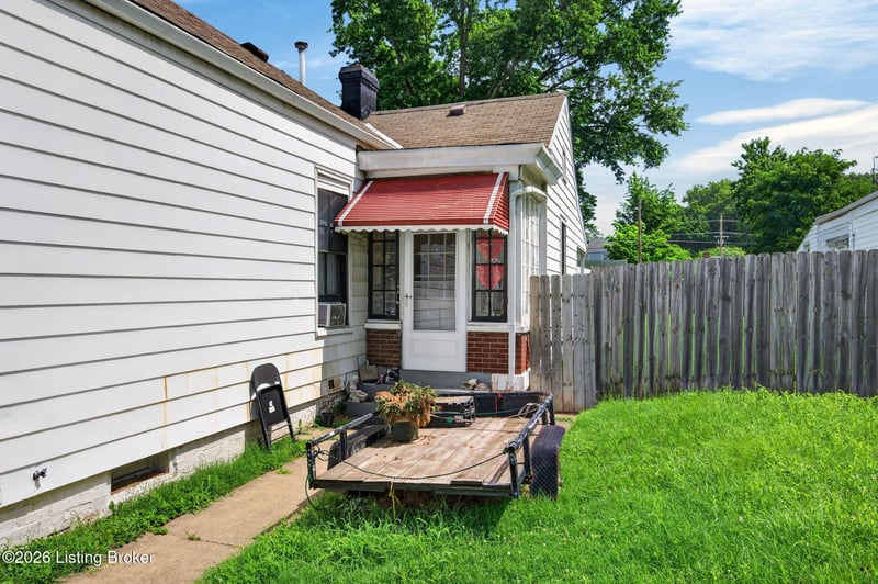 925 Ash St, Louisville, KY 40217