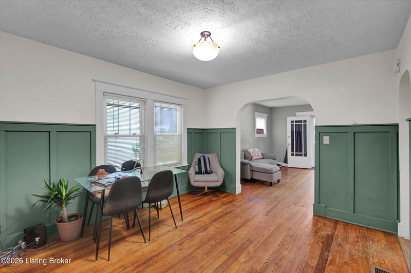 929 Denmark St, Louisville, KY 40215