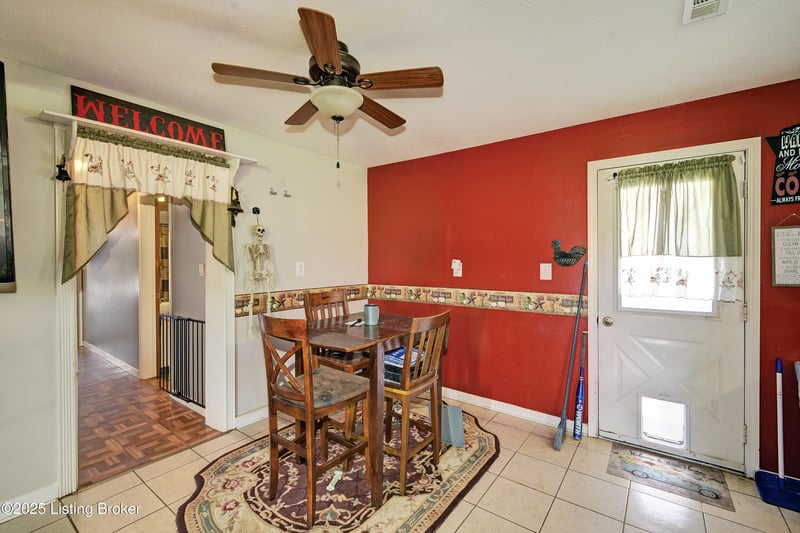 930 Fort Ave, Vine Grove, KY 40175