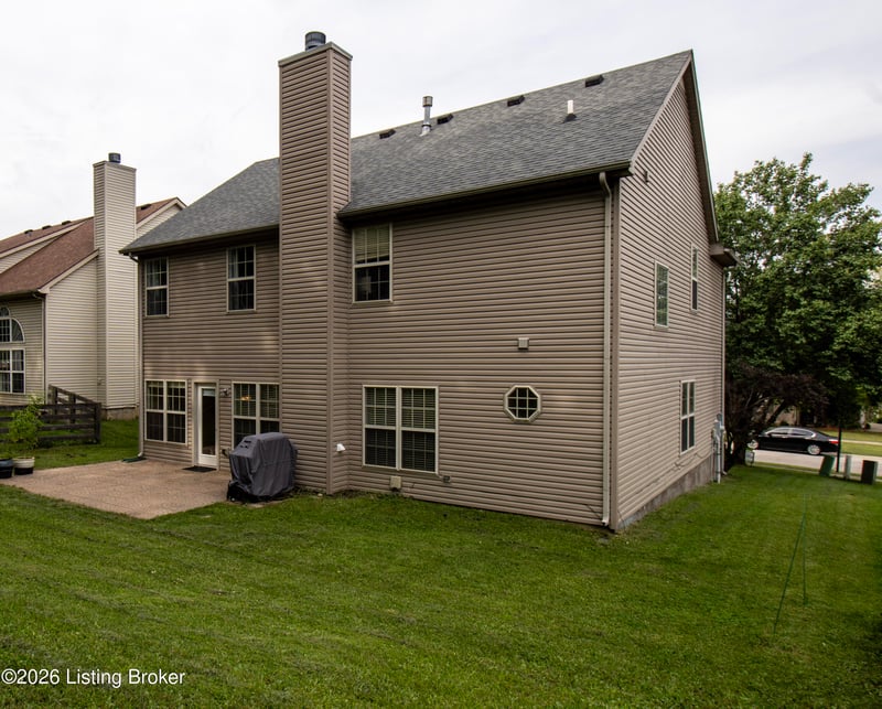 930 Woodland Ridge Cir, La Grange, KY 40031