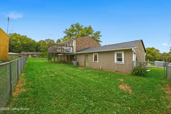 9300 Hillridge Dr, Pewee Valley, KY 40056