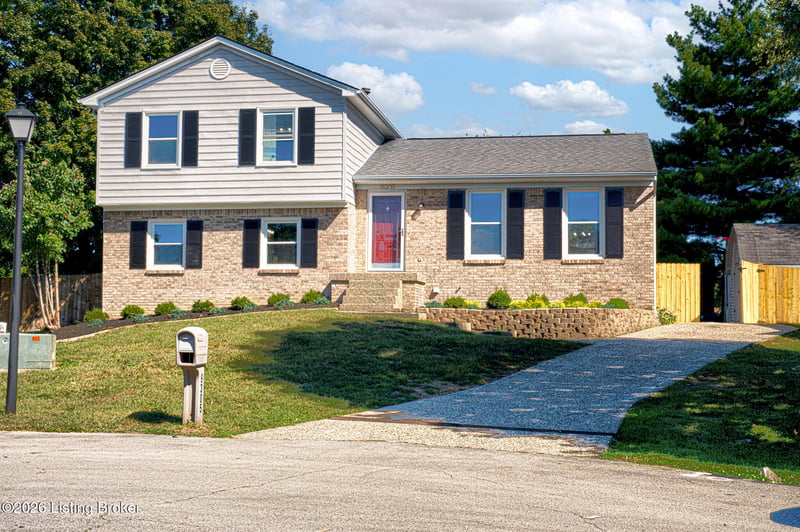 9305 Villa Fair Ct, Louisville, KY 40291