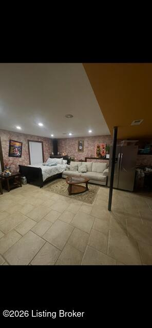 9307 Alex Ct, Louisville, KY 40299