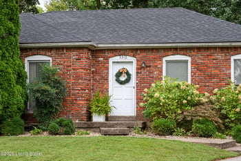 9312 Le Beau Ct, Jeffersontown, KY 40299