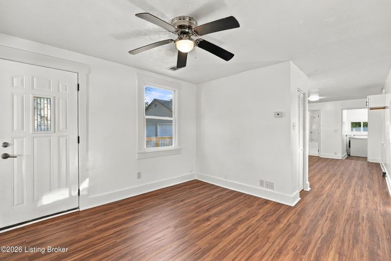 934 Palatka Rd, Louisville, KY 40214