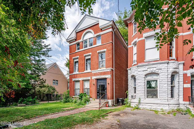 938 S 1st St, Louisville, KY 40203