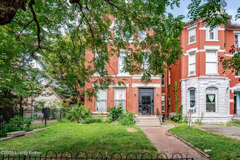 938 S 1st St, Louisville, KY 40203