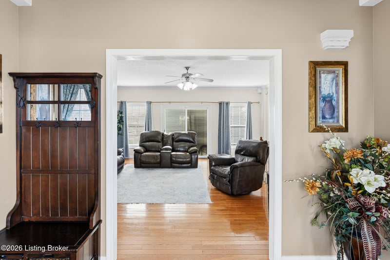 94 Bentley Blvd, Elizabethtown, KY 42701