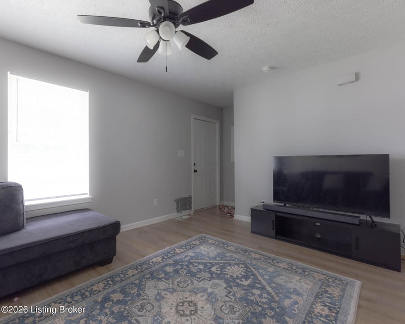 94 Lee Nor Mack St, Shelbyville, KY 40065
