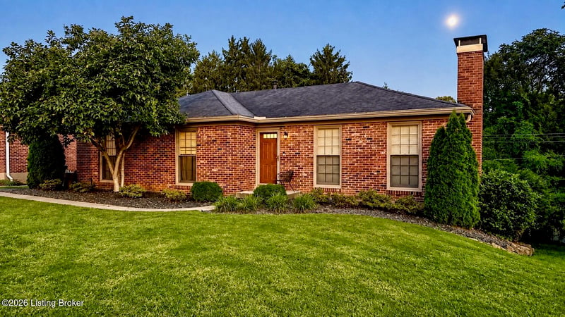 9402 Tiverton Way, Louisville, KY 40242