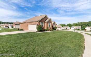 9409 Mossy Creek Way, Louisville, KY 40229