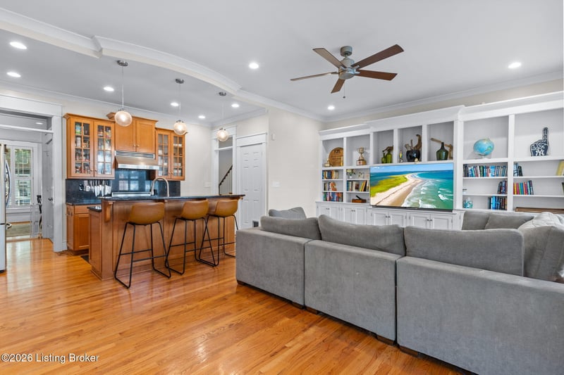 9431 Norton Commons Blvd, Prospect, KY 40059