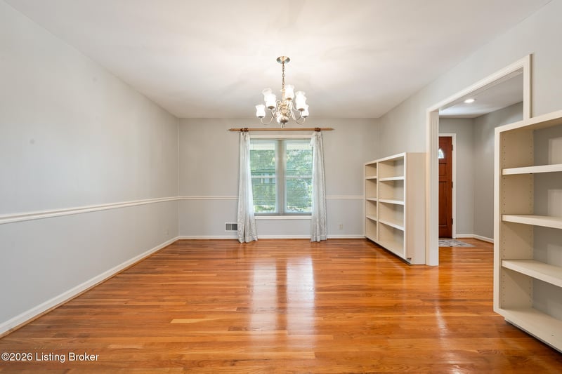 9505 Dabney Carr Dr, Jeffersontown, KY 40299