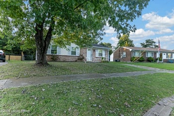 9506 Stillridge Pl, Louisville, KY 40229