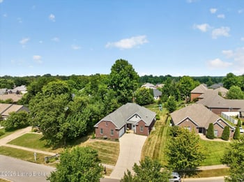 9511 Montalto Dr, Louisville, KY 40299