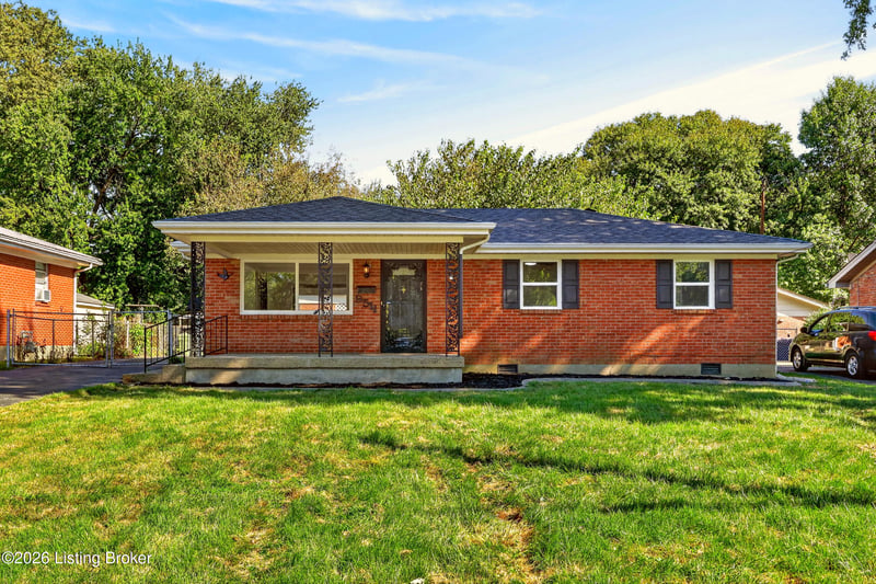 9511 Titan Dr, Louisville, KY 40229