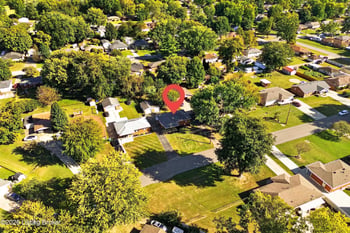 9511 Titan Dr, Louisville, KY 40229