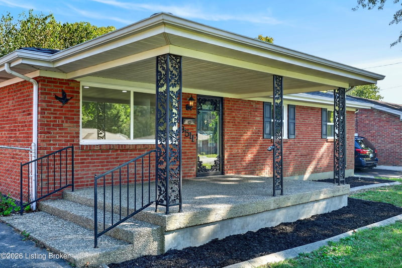 9511 Titan Dr, Louisville, KY 40229