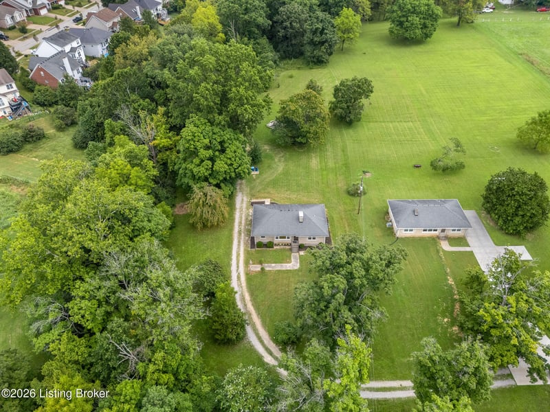9523 Fern Creek Rd, Louisville, KY 40291