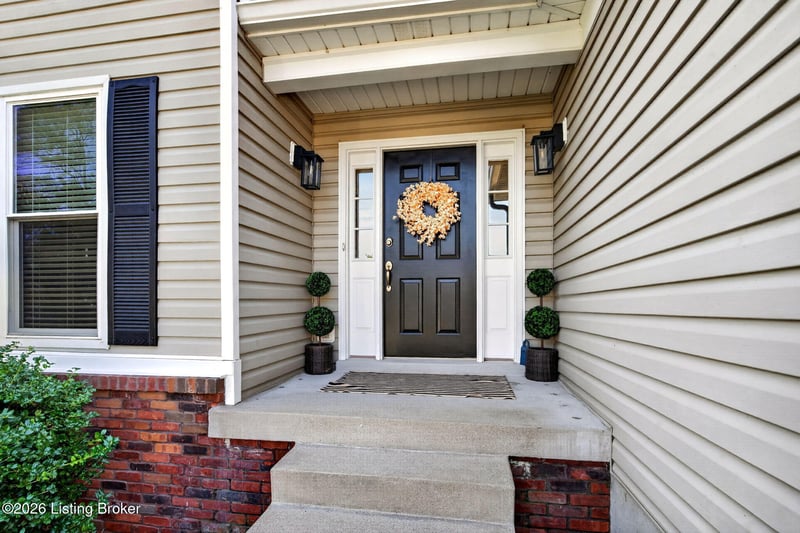 9524 Poplar Hill Dr, Crestwood, KY 40014