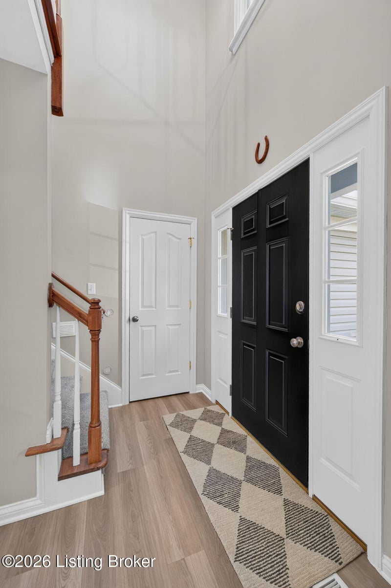 9524 Poplar Hill Dr, Crestwood, KY 40014