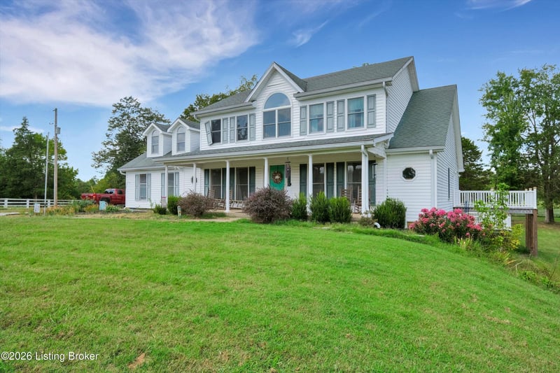 9550 Routt Rd, Jeffersontown, KY 40299