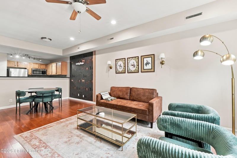 959 Baxter Ave #105, Louisville, KY 40204