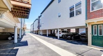 959 Baxter Ave #105, Louisville, KY 40204