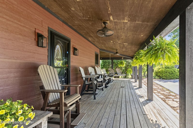 96 Mckinney Ln, Bedford, KY 40006