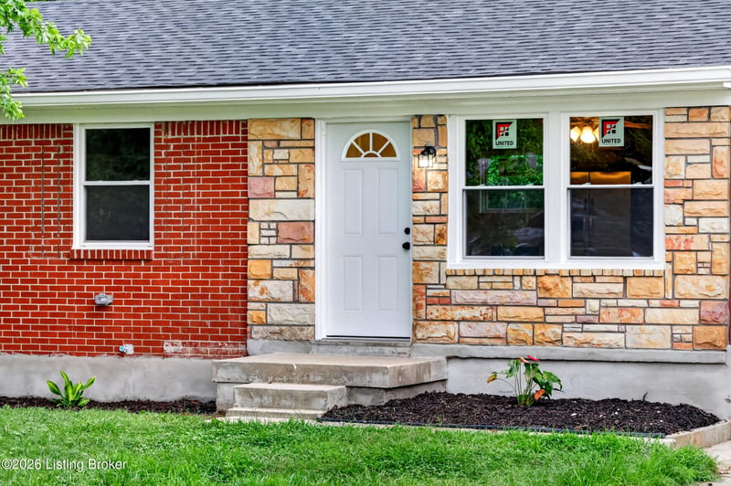9602 Pembury Ct, Louisville, KY 40272