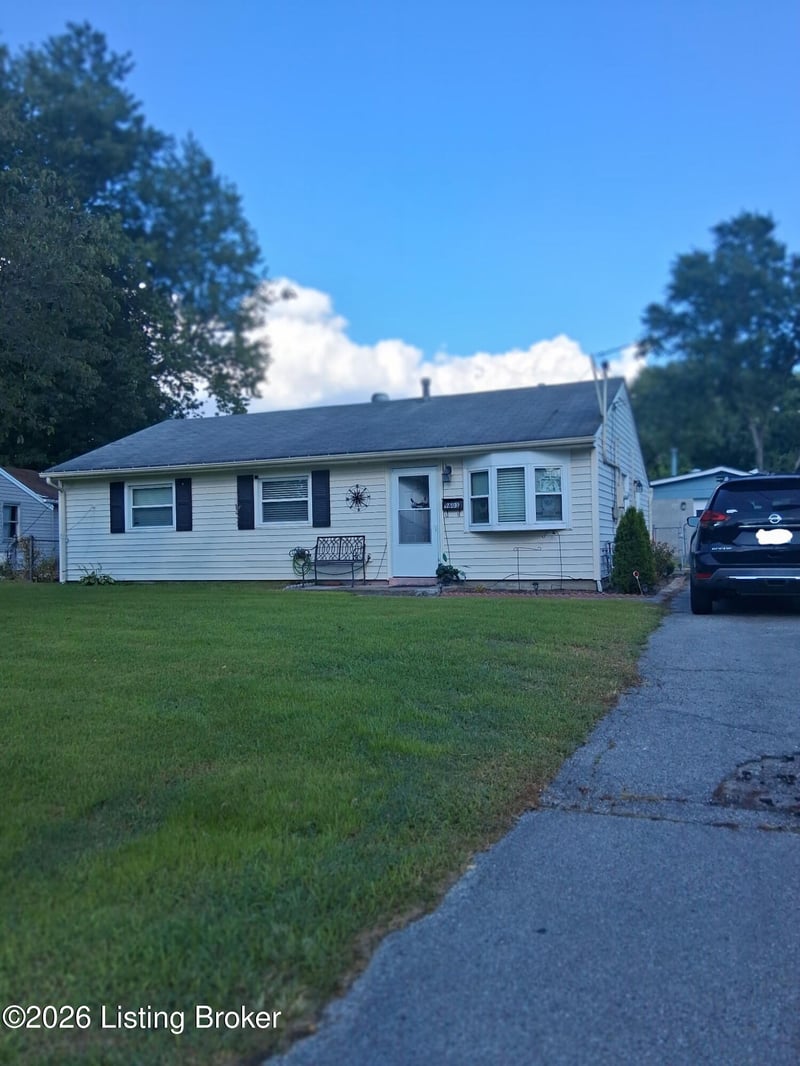 9603 Toledo Ln, Louisville, KY 40272