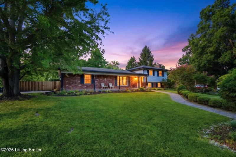 9604 Somerford Ct, Louisville, KY 40242