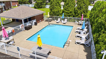 9606 Preston Spring Dr #203, Louisville, KY 40229