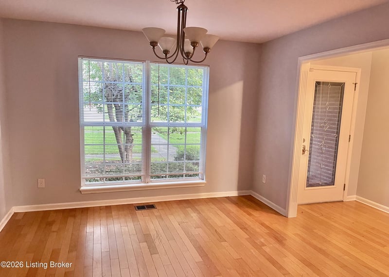 9607 Keeling Ridge Rd, Louisville, KY 40291