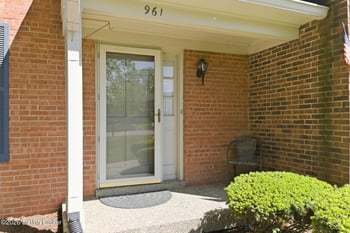 961 Whetstone Way, Louisville, KY 40223