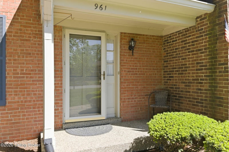 961 Whetstone Way, Louisville, KY 40223