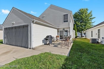 9619 Riverwalk Ave, Louisville, KY 40229