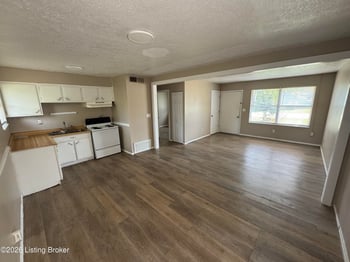 9622 Britannia Ct, Louisville, KY 40272