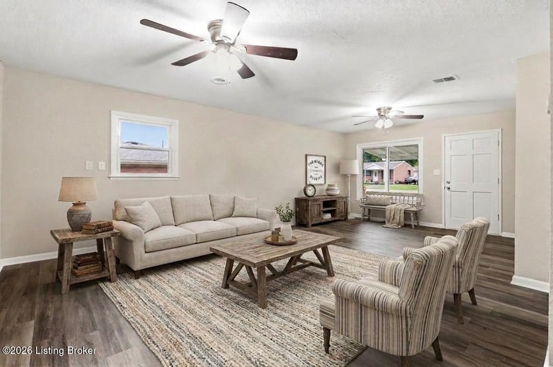 9622 Maple Rd, Louisville, KY 40229