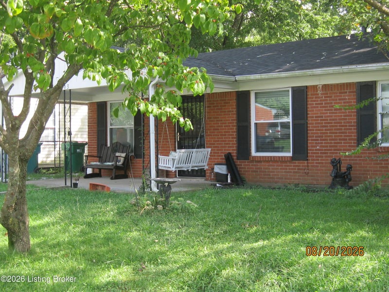 963 Hillview Blvd, Louisville, KY 40229