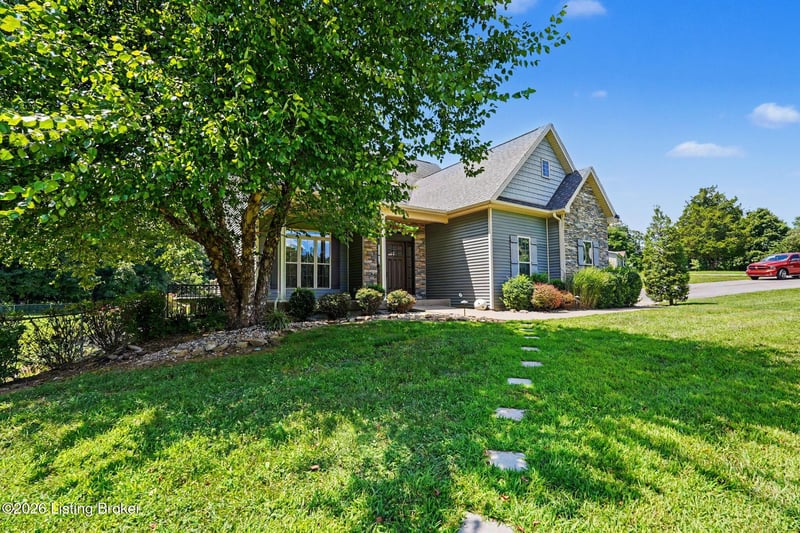 966 E Main St, Vine Grove, KY 40175