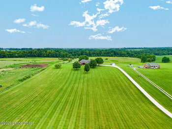 9671 Bloomfield Rd, Bloomfield, KY 40008