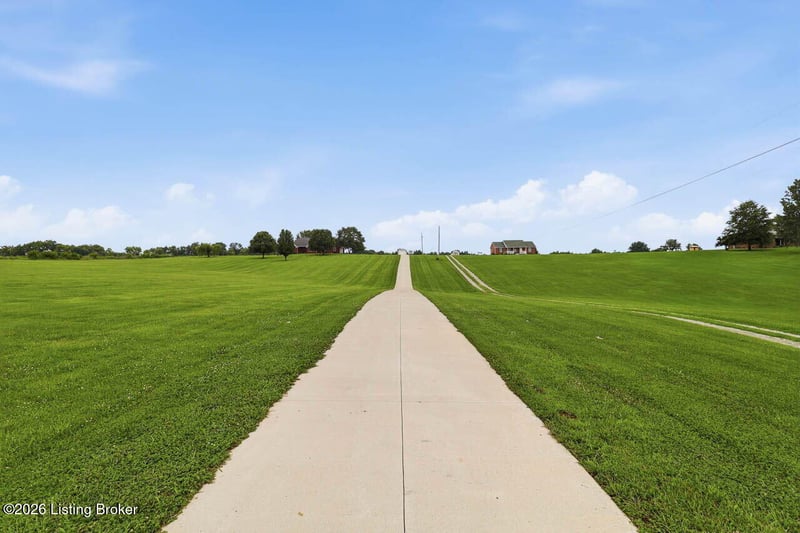 9671 Bloomfield Rd, Bloomfield, KY 40008