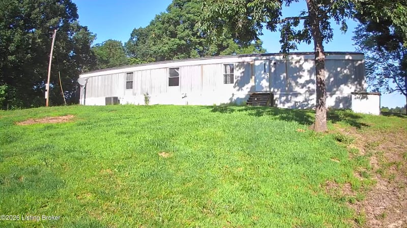 97 Snap Rd, Clarkson, KY 42726