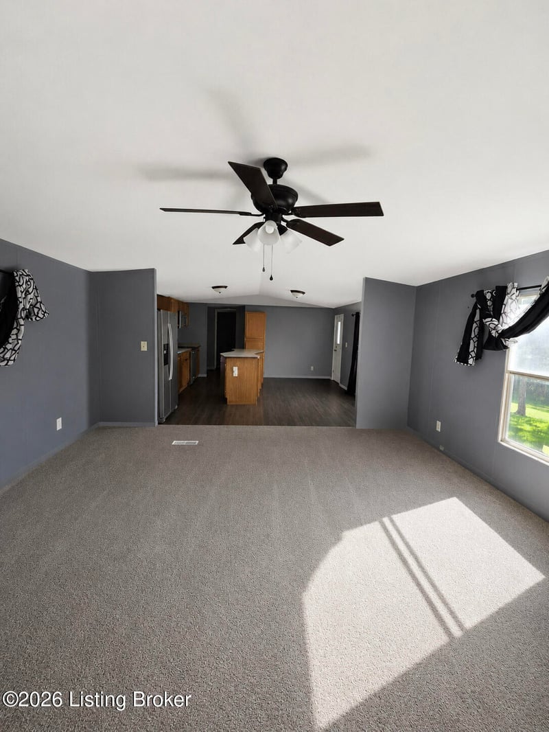 97 Snap Rd, Clarkson, KY 42726