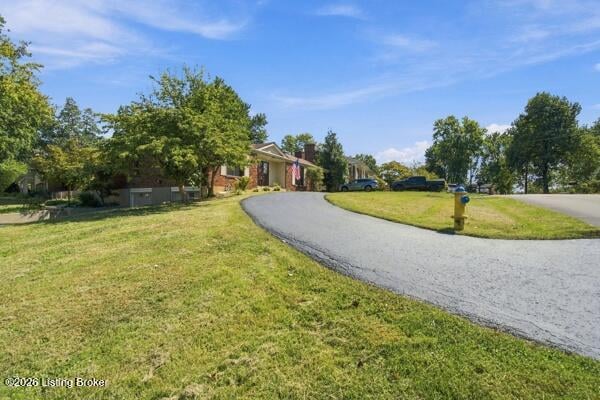 9701 Meadow Vale Dr, Louisville, KY 40242