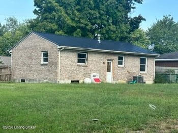 9707 Lancewood Rd, Louisville, KY 40229