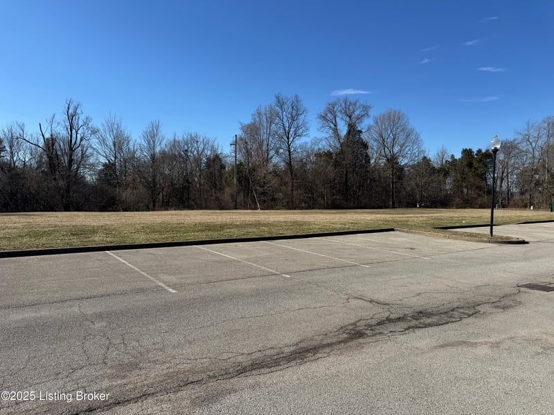 9707 Preston Spring Dr, Louisville, KY 40229