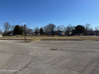 9707 Preston Spring Dr, Louisville, KY 40229